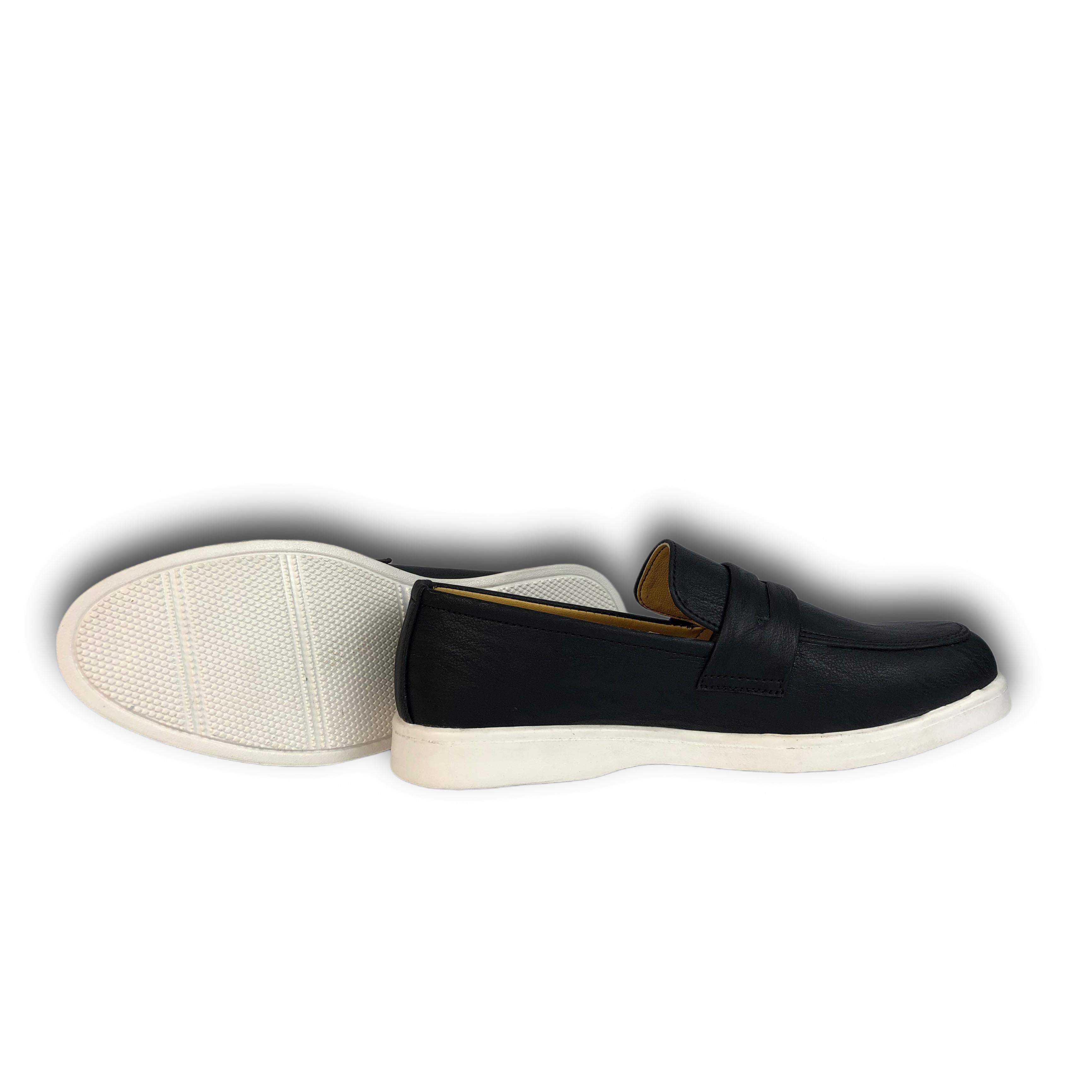 BLACK MEDICATED LOAFER