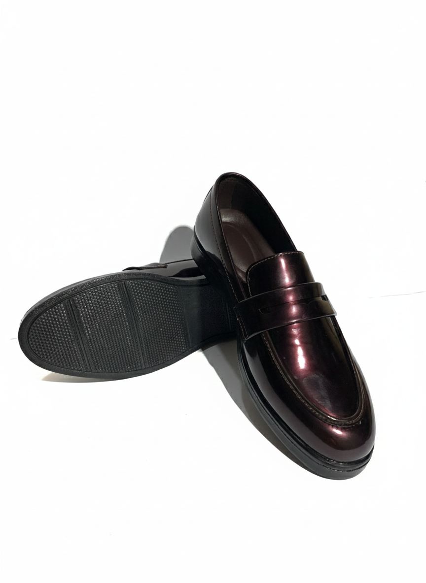 DARK PURPLE PATENT MEDICATED CASUAL